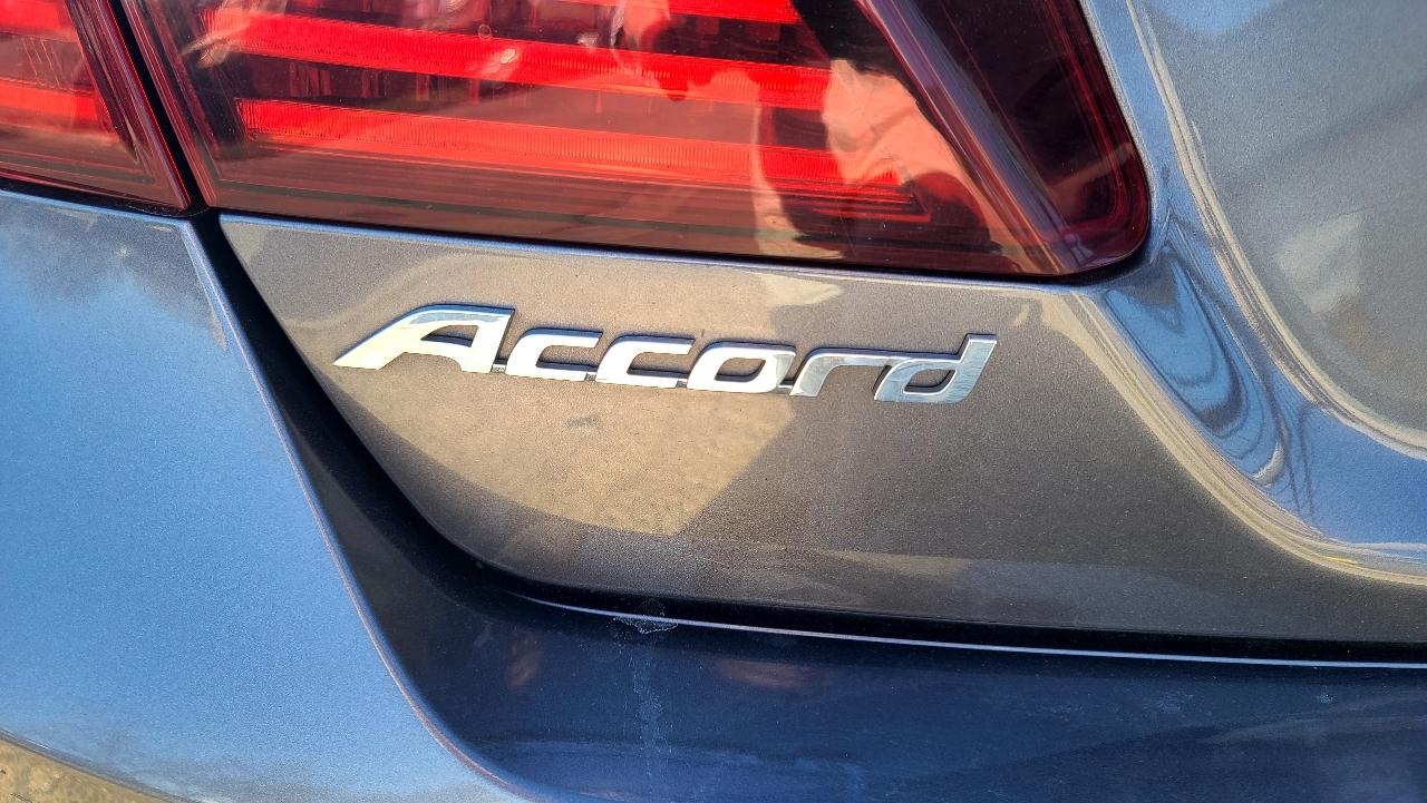 Honda Accord Touring V6 Sedan 6-Spd AT 2017