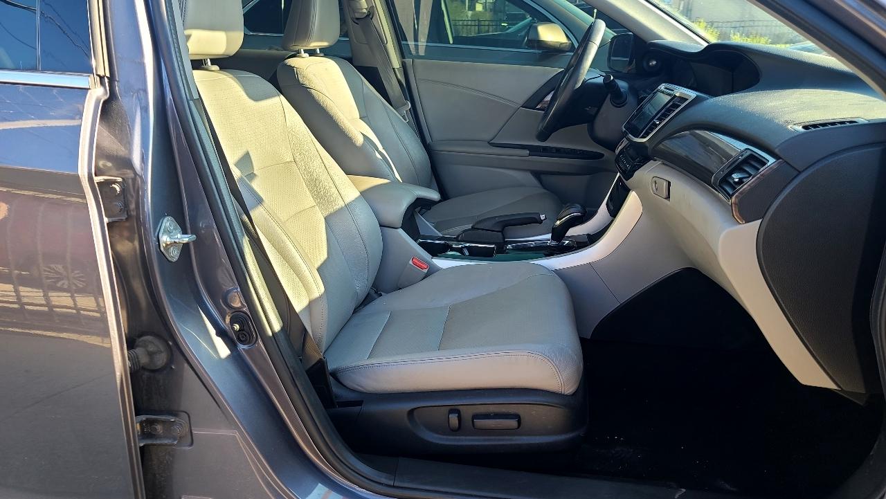 Honda Accord Touring V6 Sedan 6-Spd AT 2017