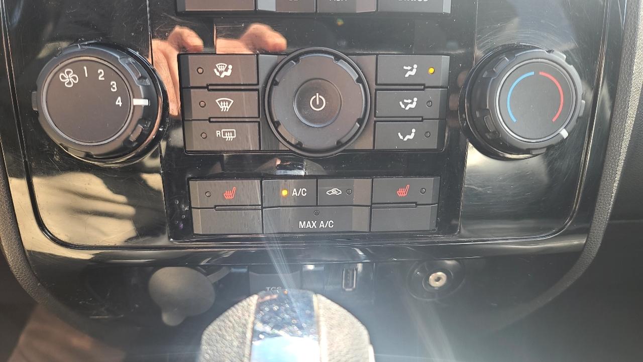 Ford Escape Limited FWD 2012