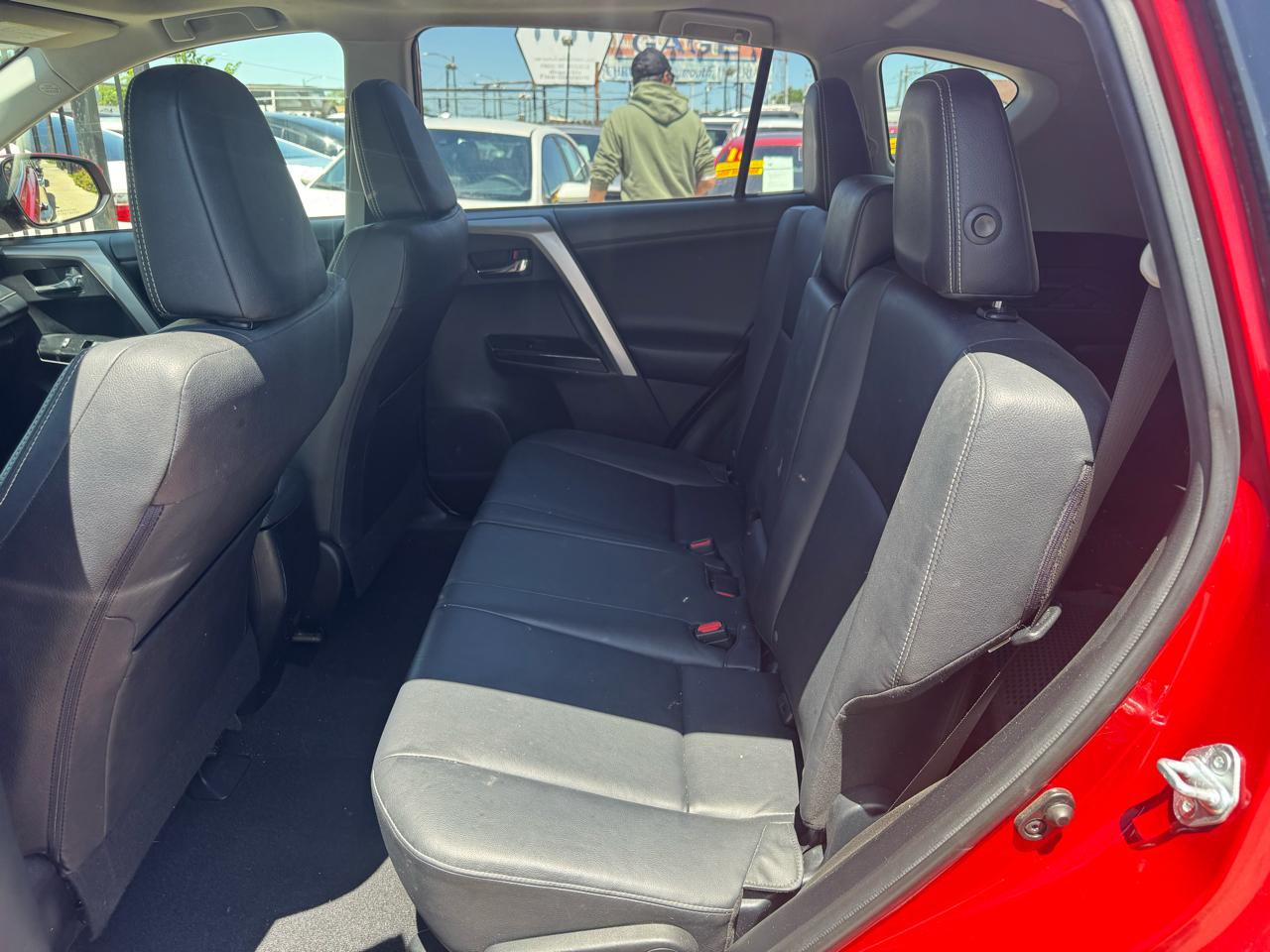 Toyota RAV4 Limited AWD 2016