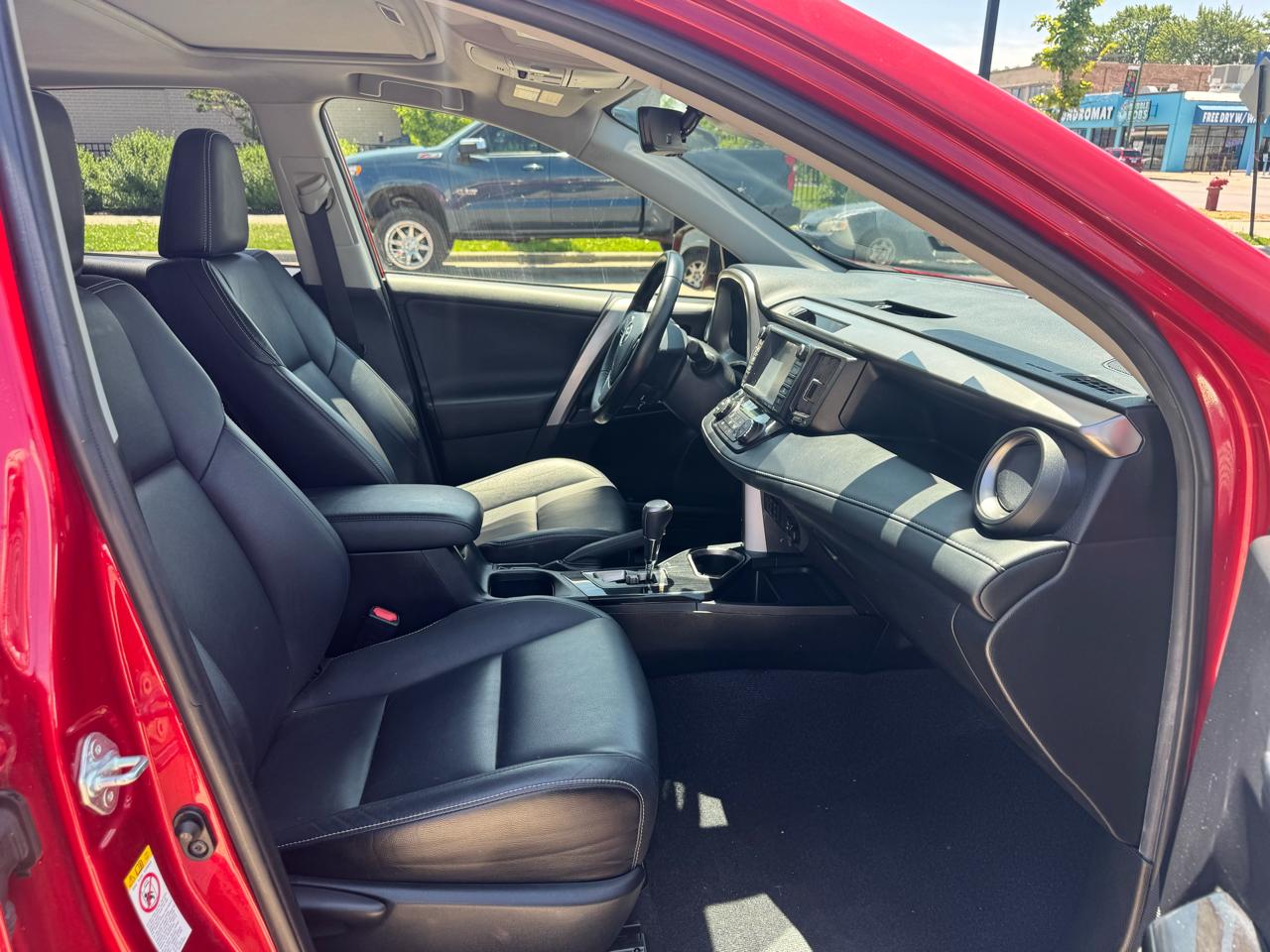 Toyota RAV4 Limited AWD 2016