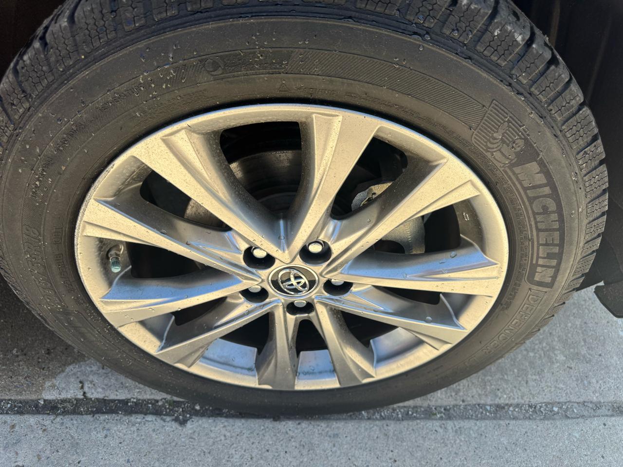 Toyota RAV4 Limited AWD 2016