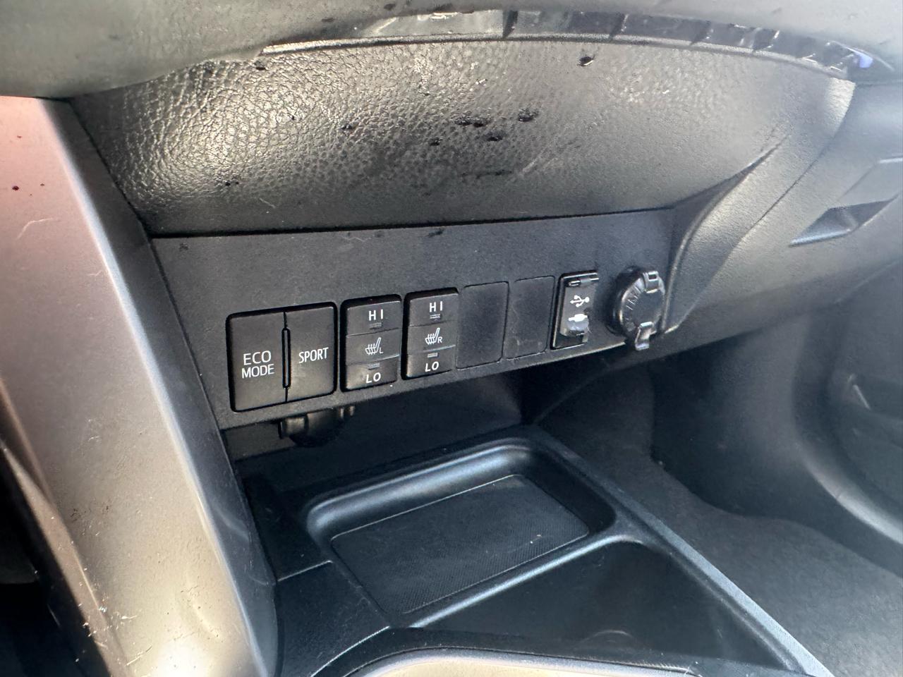 Toyota RAV4 Limited AWD 2016