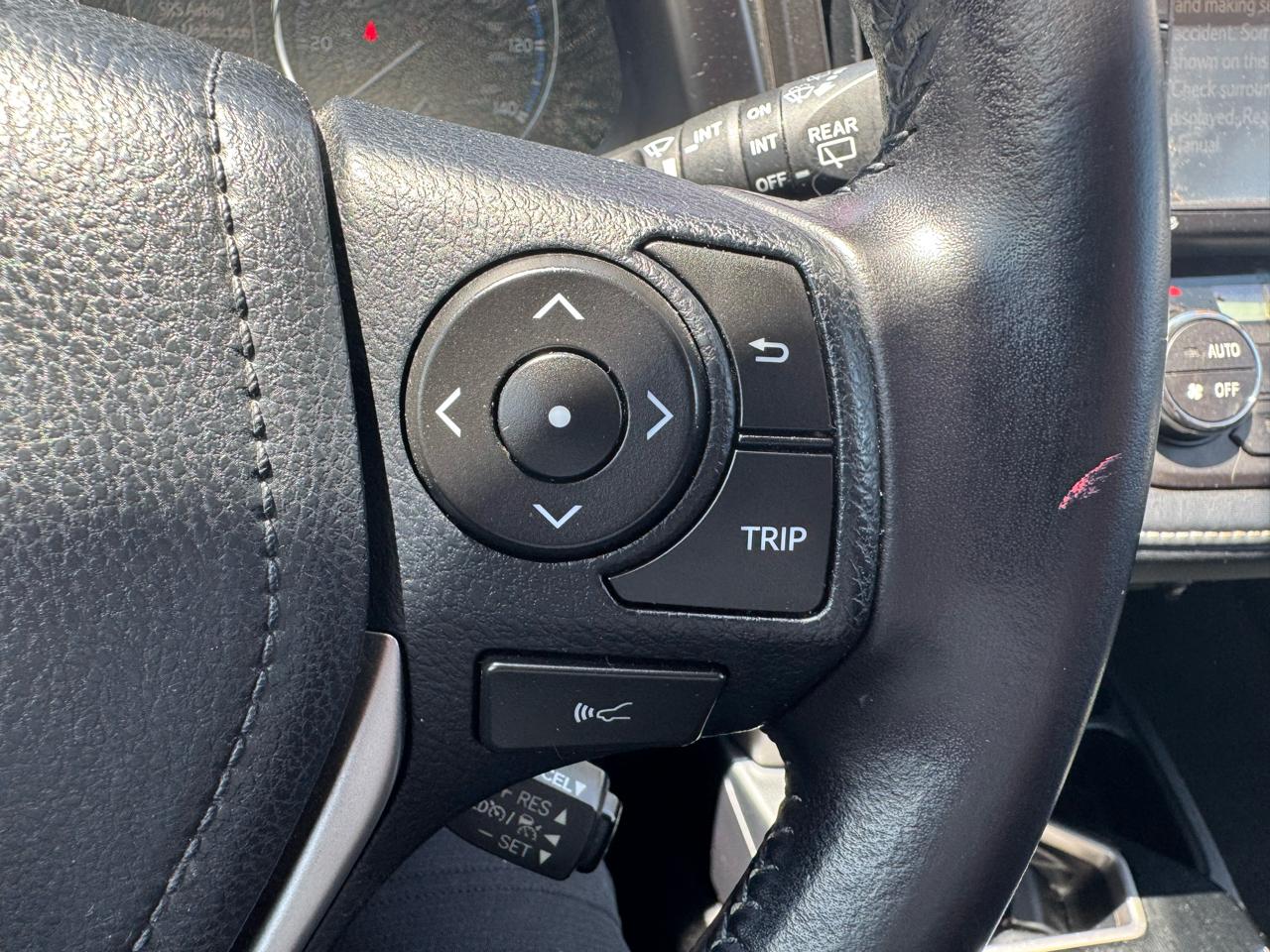 Toyota RAV4 Limited AWD 2016