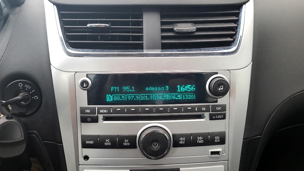 Chevrolet Malibu 1LT 2012