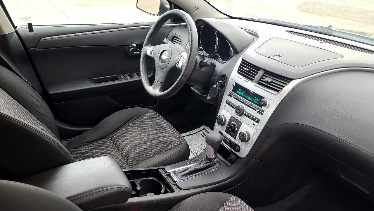 Chevrolet Malibu 1LT 2012