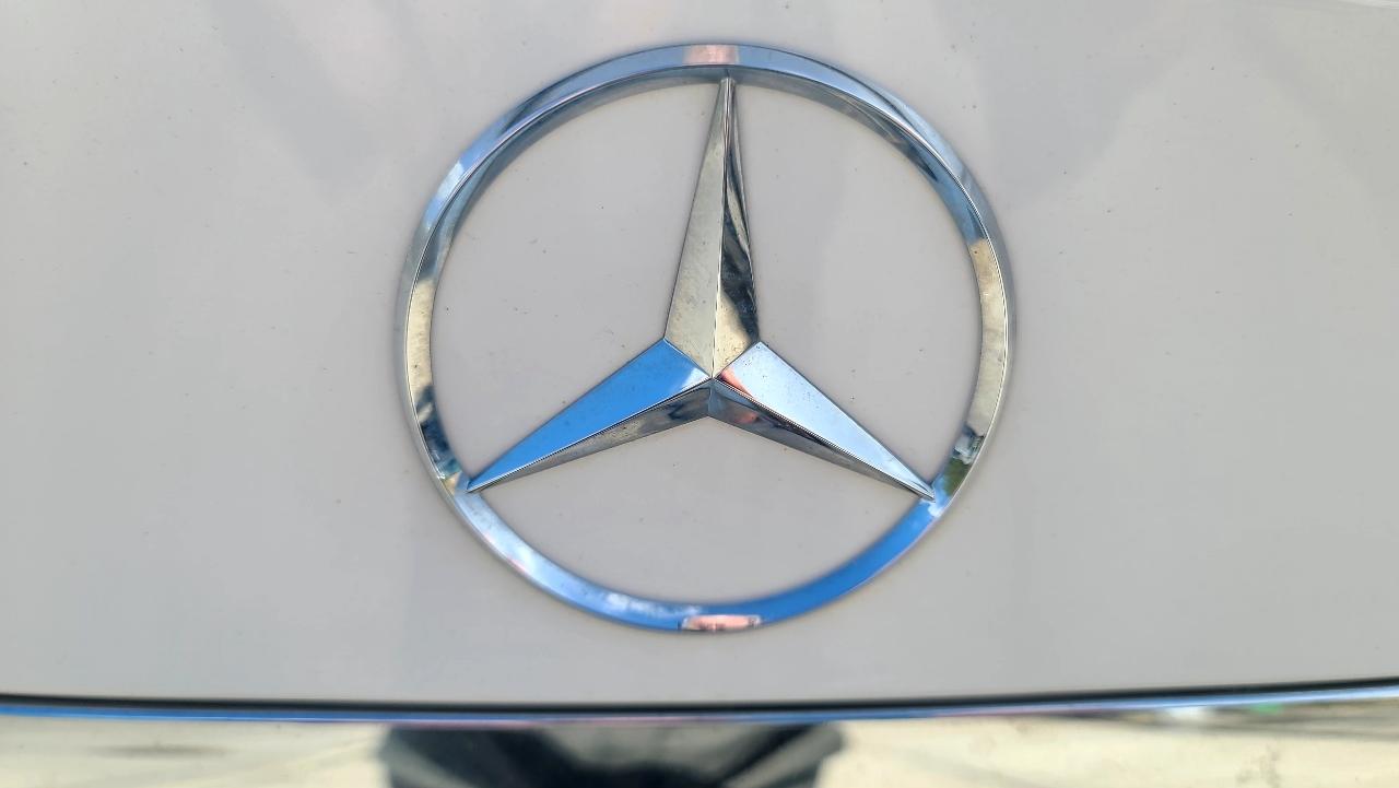 Mercedes-Benz C-Class C300 4MATIC Sport Sedan 2013