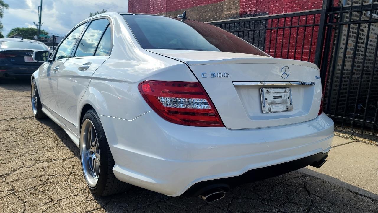 Mercedes-Benz C-Class C300 4MATIC Sport Sedan 2013