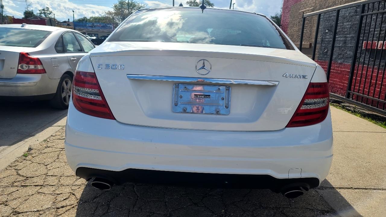Mercedes-Benz C-Class C300 4MATIC Sport Sedan 2013