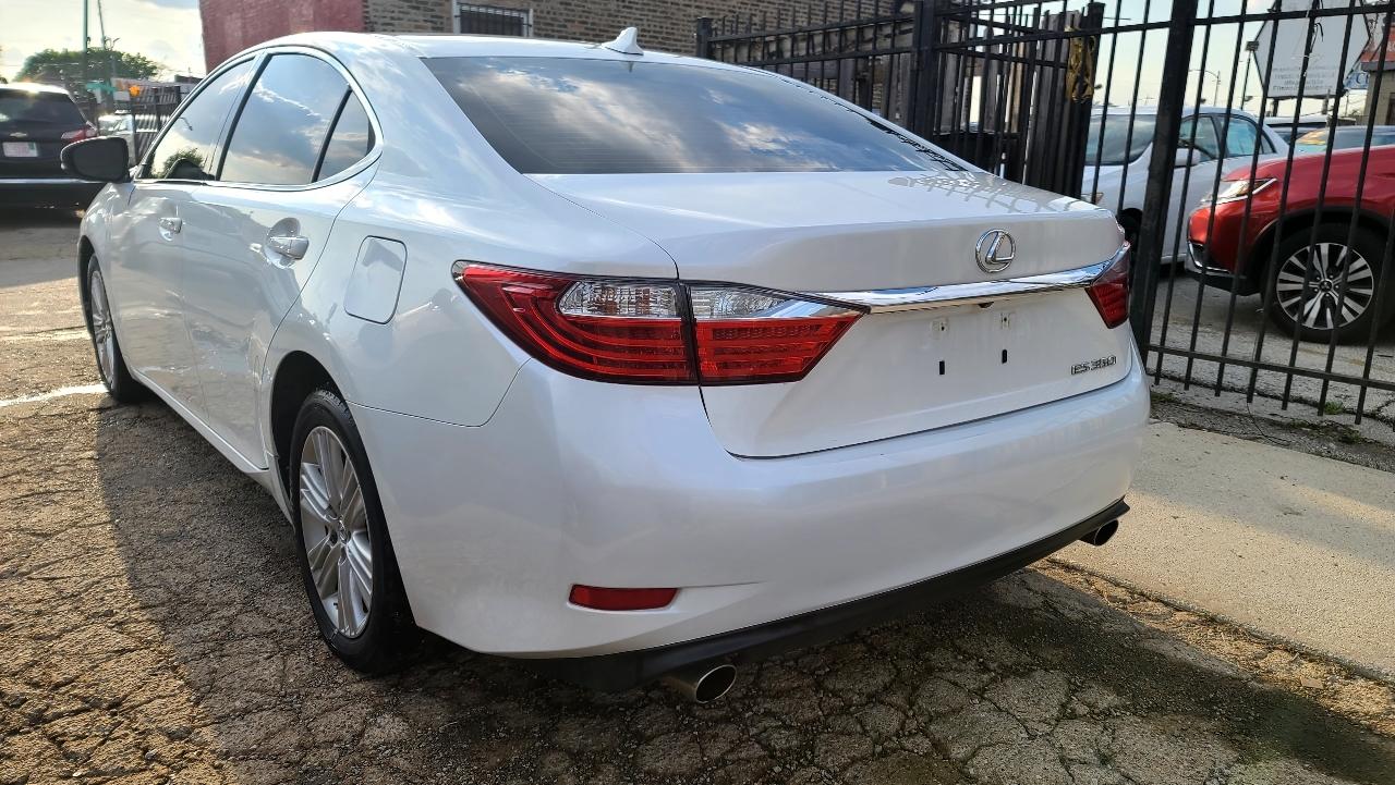 Lexus ES 350 Sedan 2013