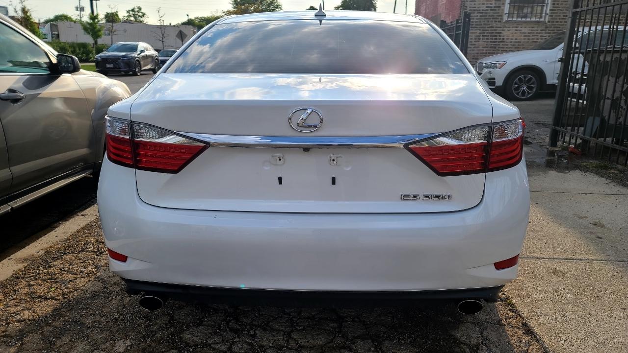 Lexus ES 350 Sedan 2013
