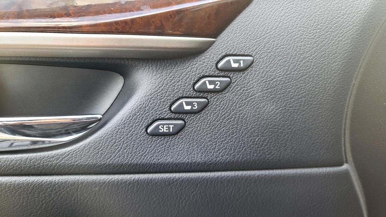 Lexus ES 350 Sedan 2013
