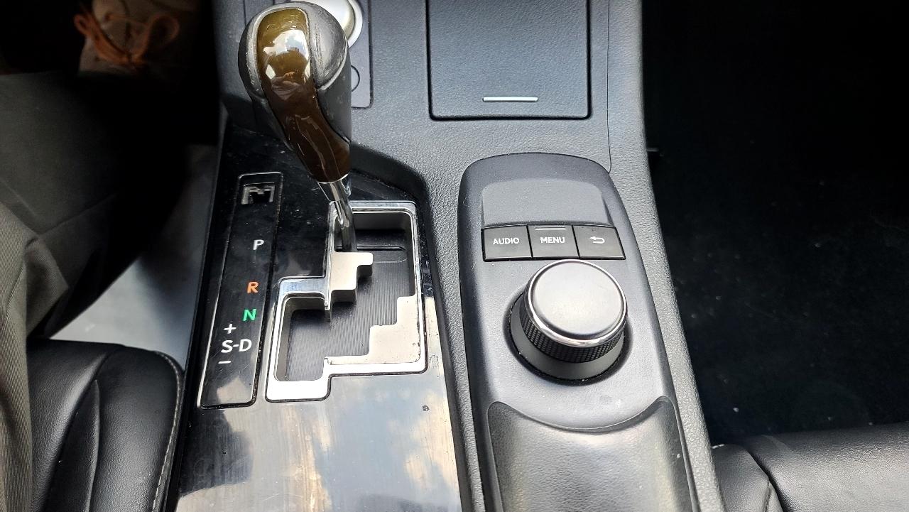 Lexus ES 350 Sedan 2013