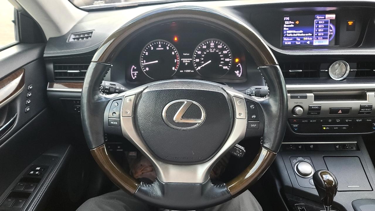 Lexus ES 350 Sedan 2013