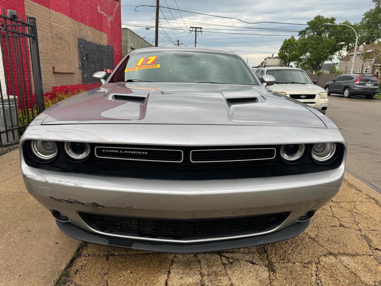 Dodge Challenger SXT Plus 2017