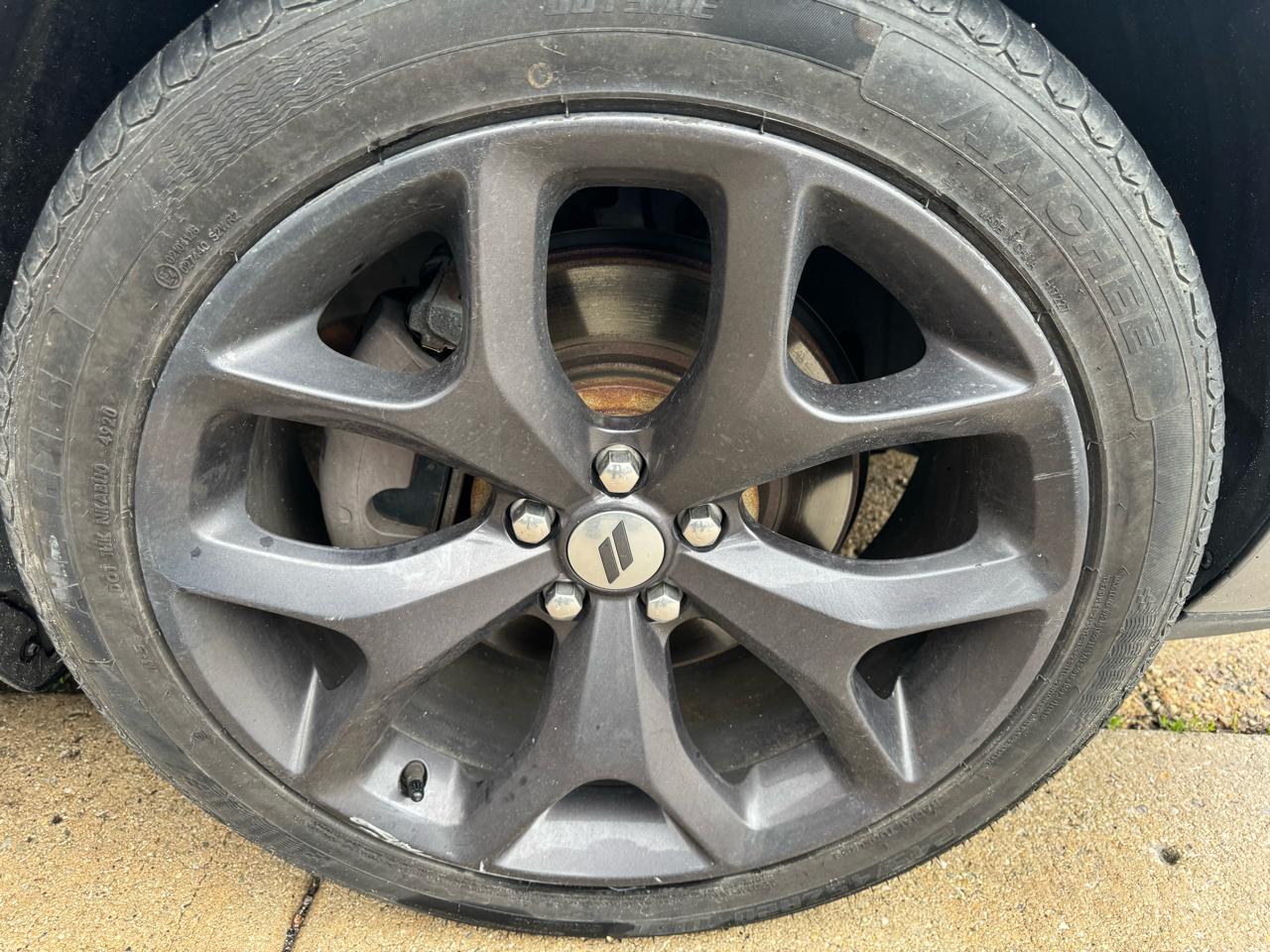 Dodge Challenger SXT Plus 2017