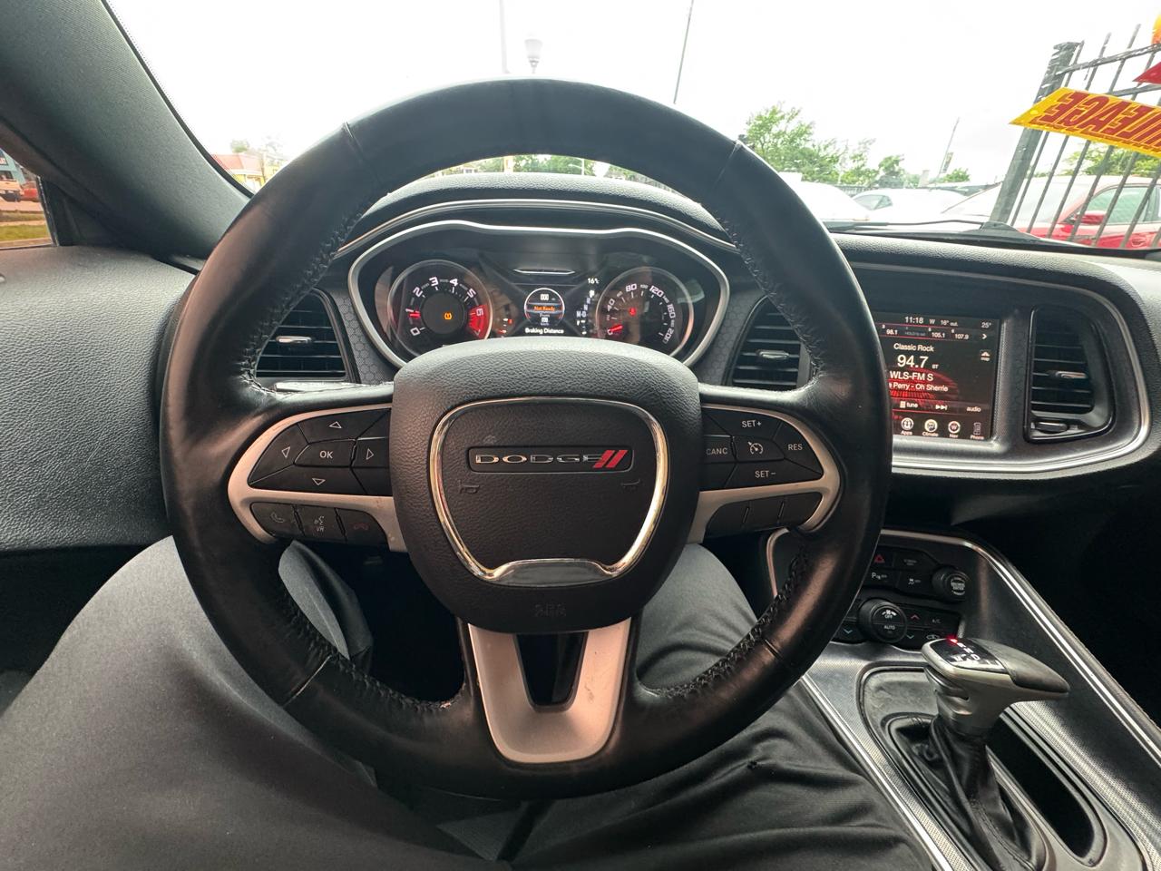 Dodge Challenger SXT Plus 2017
