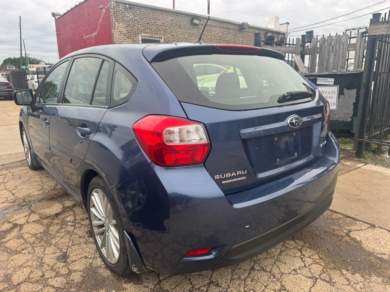 Subaru Impreza Premium Plus 5-Door+S/R 2012