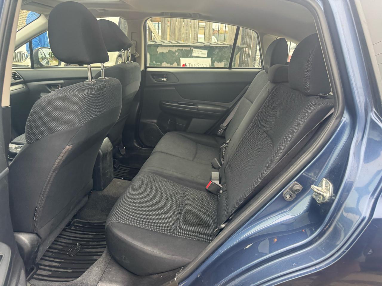 Subaru Impreza Premium Plus 5-Door+S/R 2012