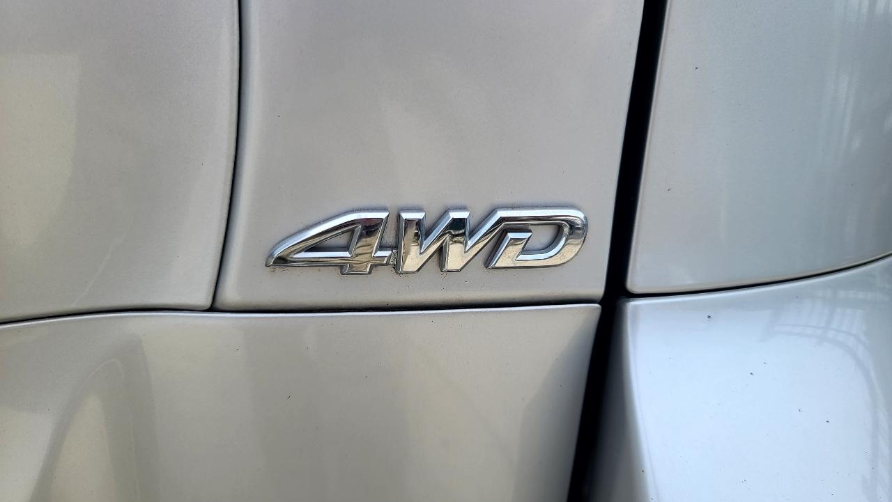 Toyota RAV4 Sport I4 4WD 2012