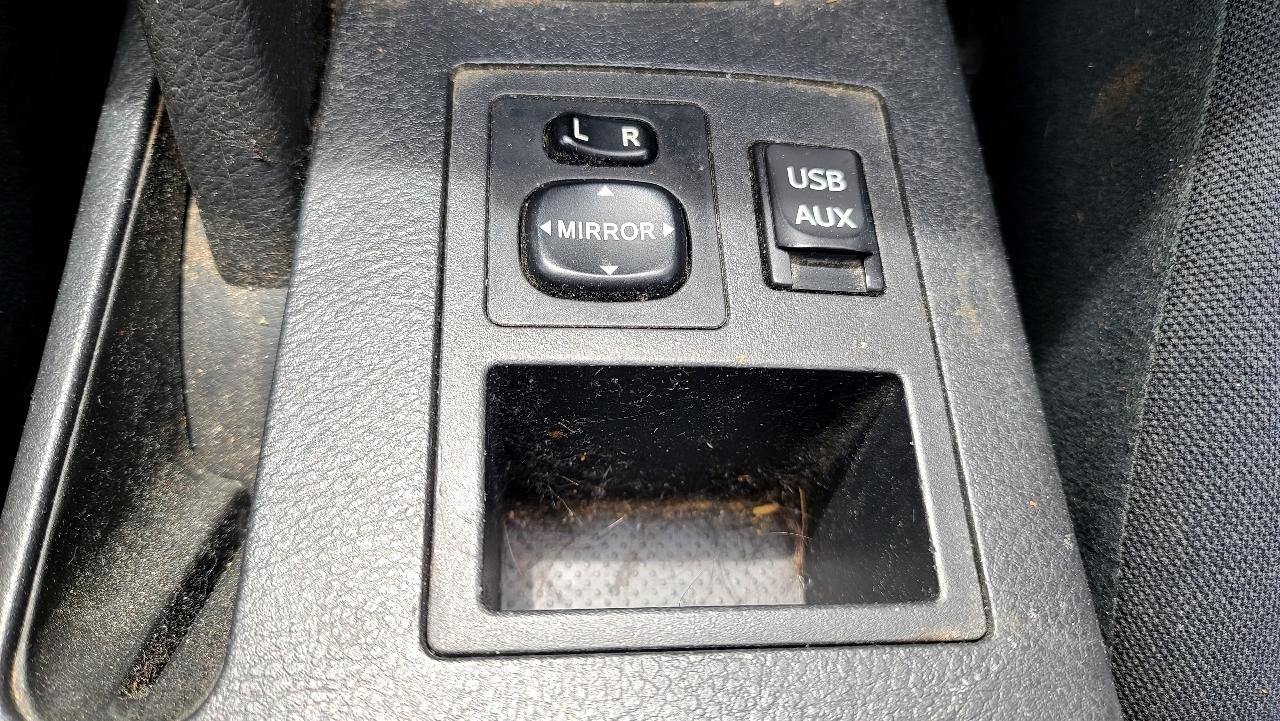 Toyota RAV4 Sport I4 4WD 2012