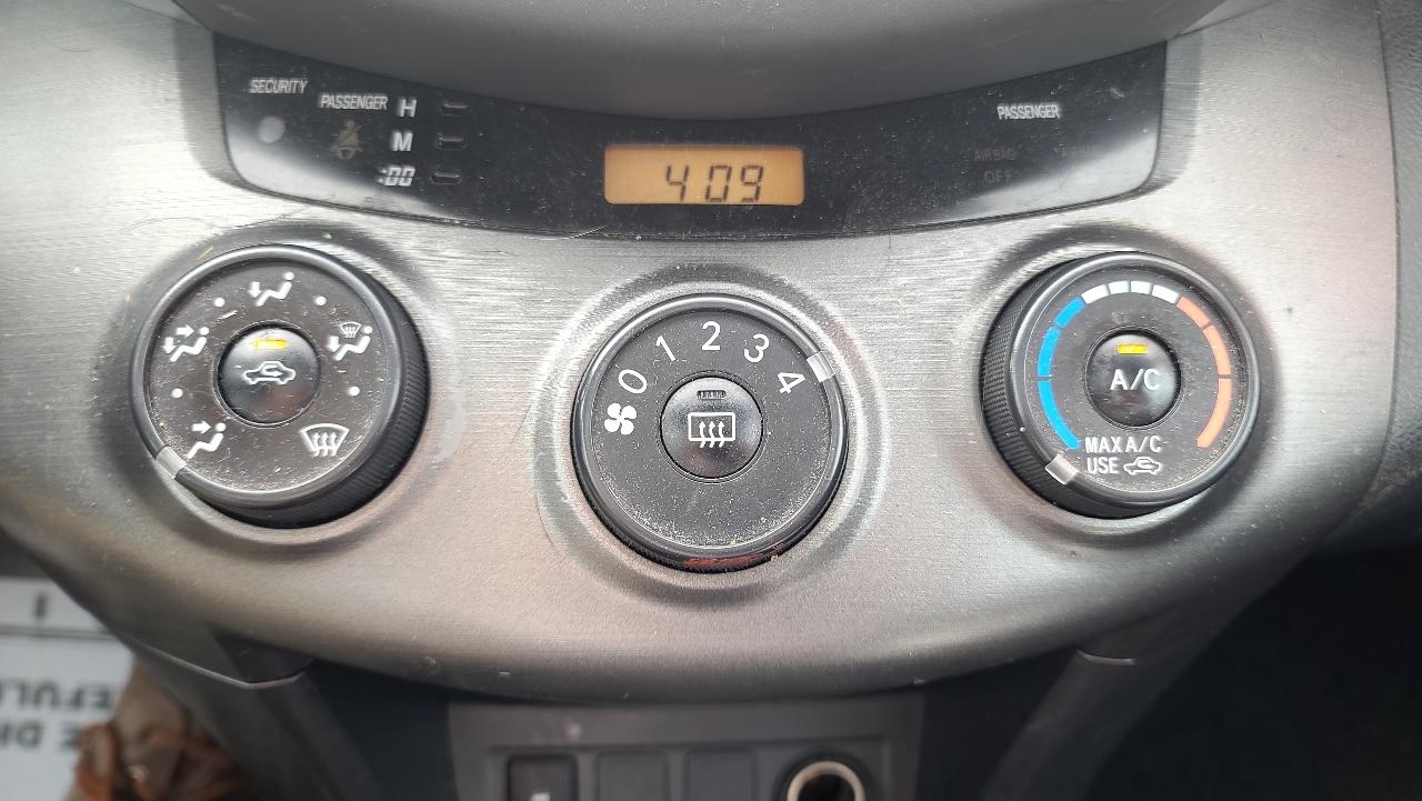 Toyota RAV4 Sport I4 4WD 2012