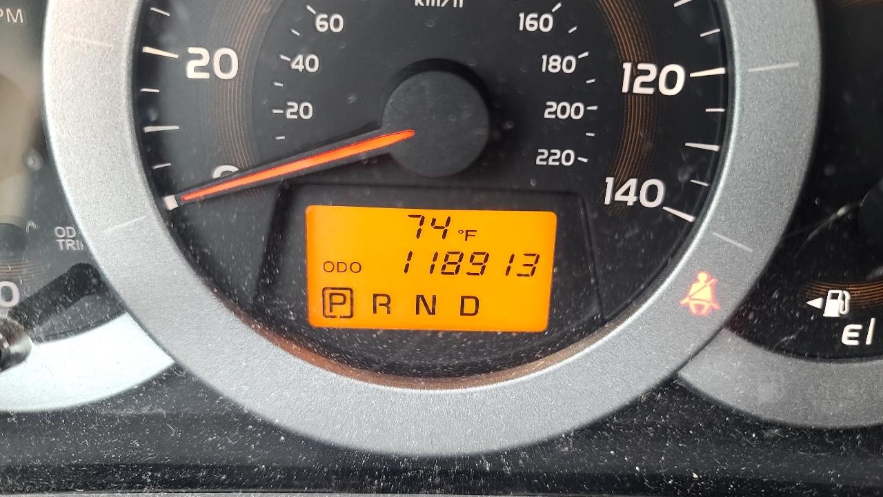 Toyota RAV4 Sport I4 4WD 2012