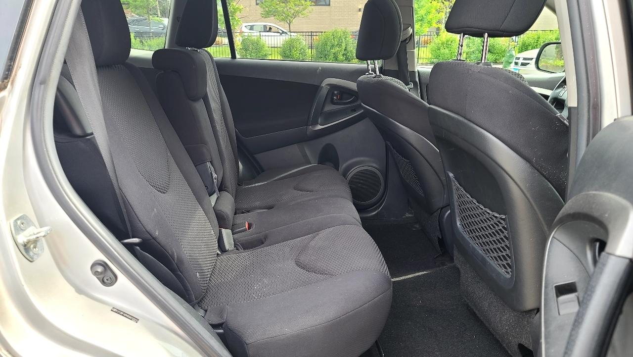 Toyota RAV4 Sport I4 4WD 2012