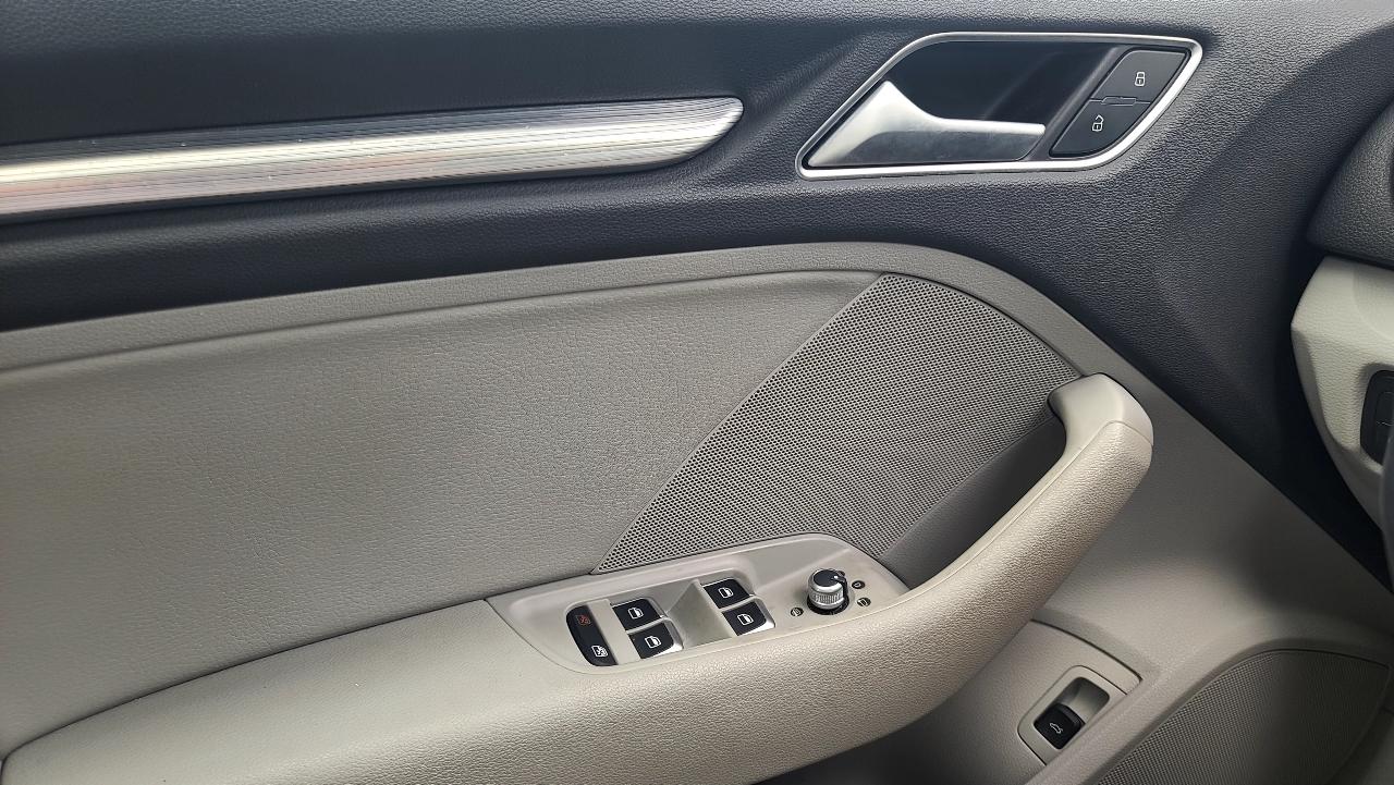 Audi A3 2.0T Premium Plus Sedan quattro S tronic 2015