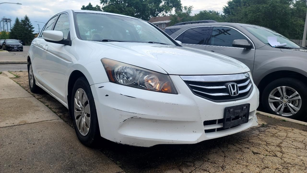 Honda Accord LX sedan AT 2011