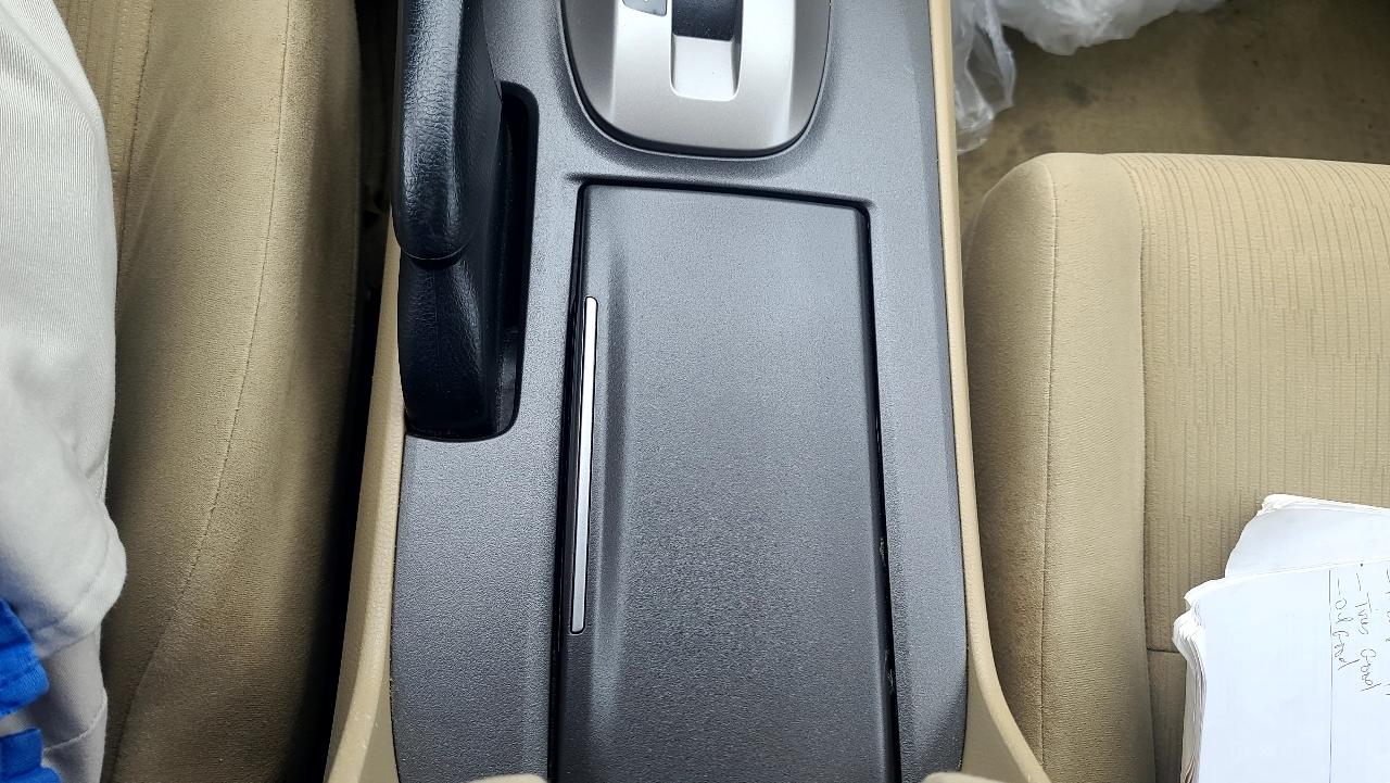 Honda Accord LX sedan AT 2011