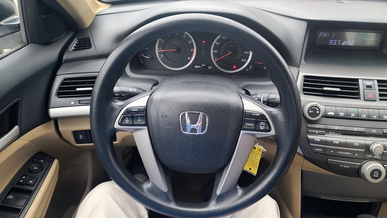 Honda Accord LX sedan AT 2011