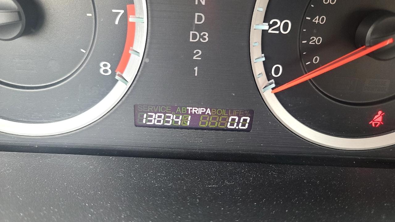 Honda Accord LX sedan AT 2011