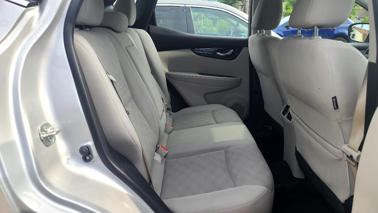 Nissan Rogue Sport SV 2018