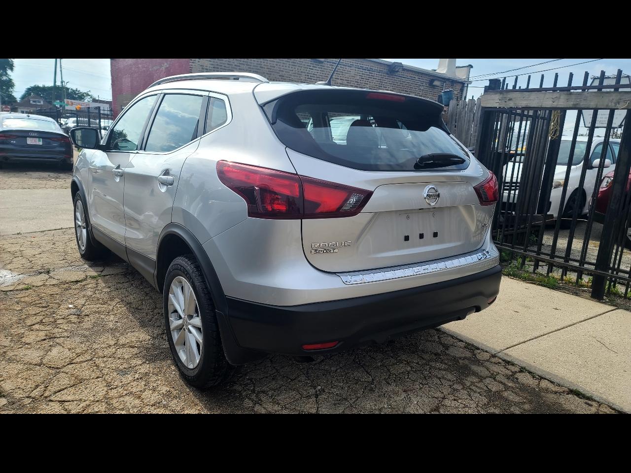 Nissan Rogue Sport SV 2018