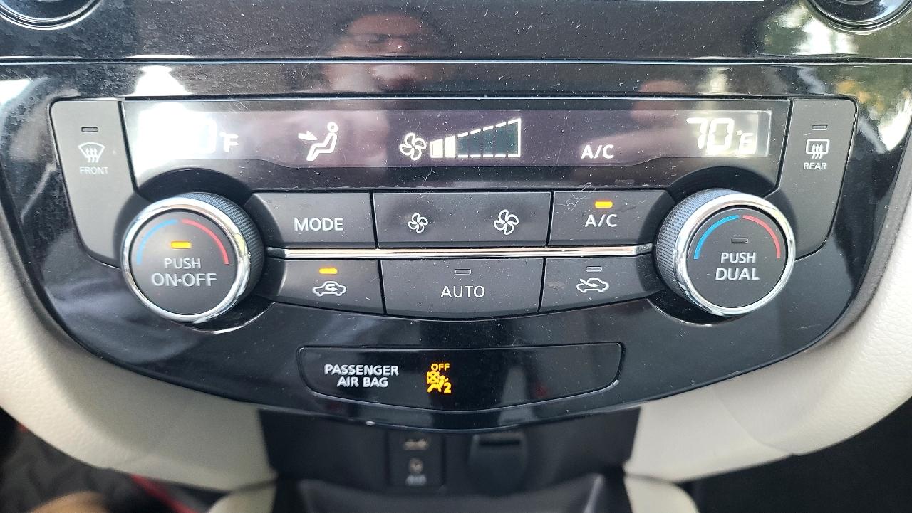 Nissan Rogue Sport SV 2018