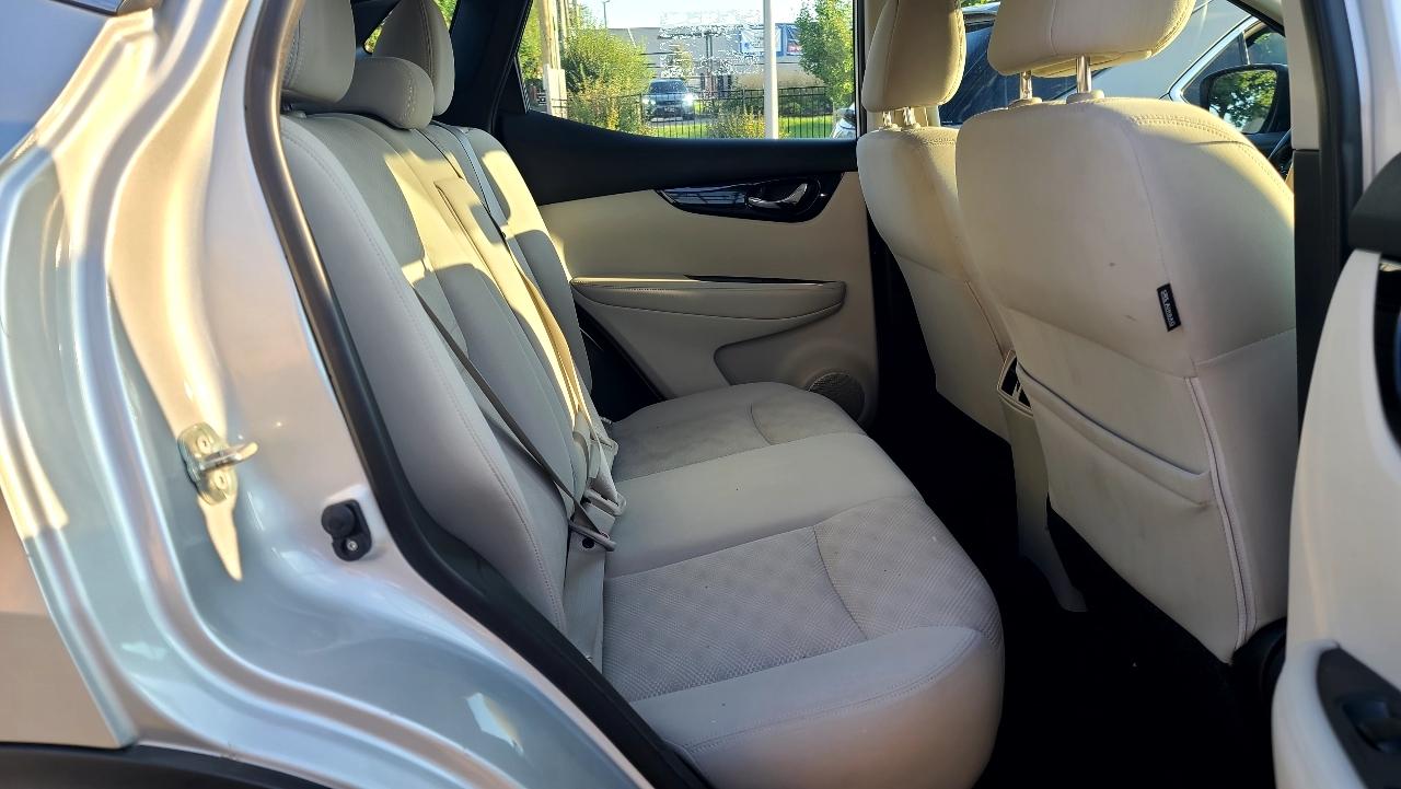 Nissan Rogue Sport SV 2018
