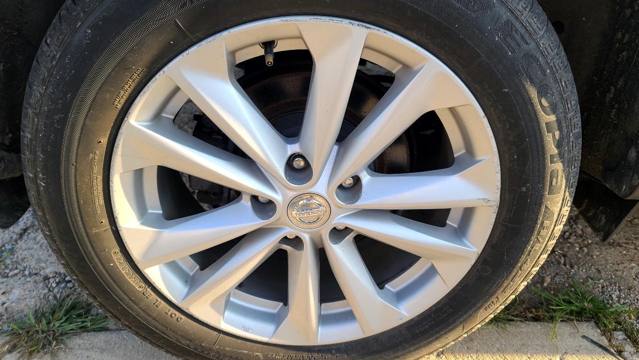 Nissan Rogue Sport SV 2018