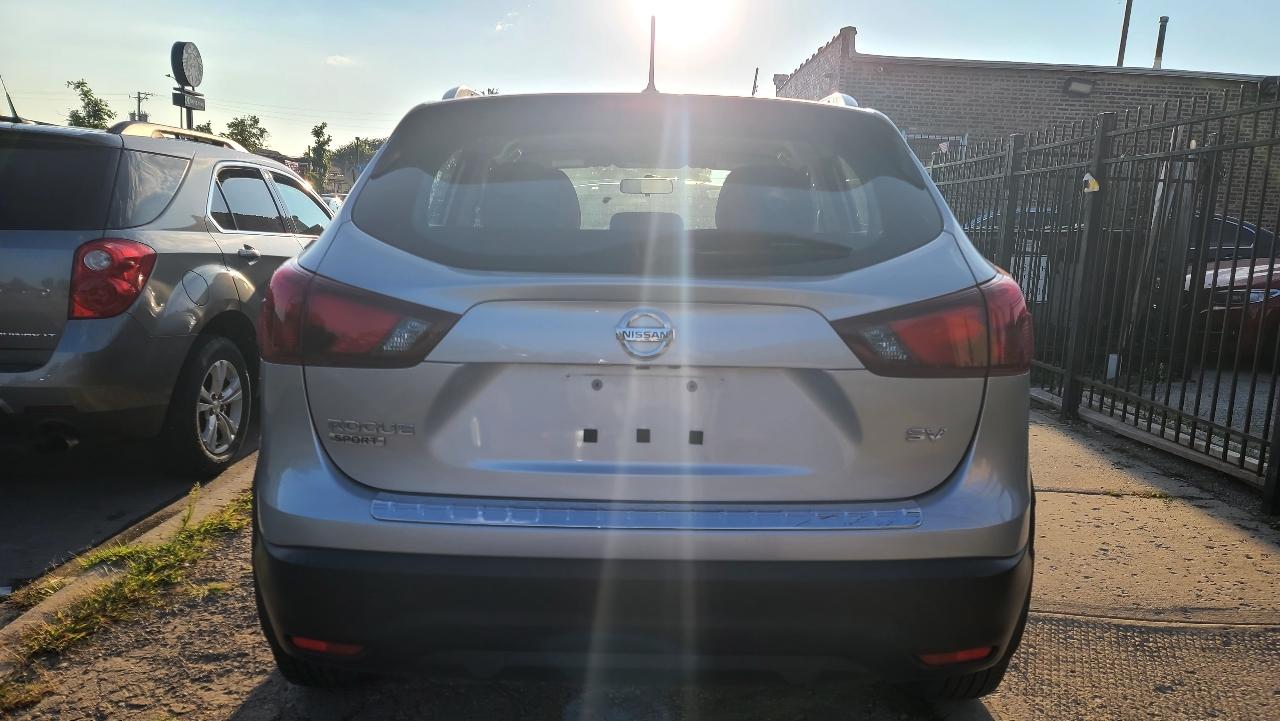 Nissan Rogue Sport SV 2018