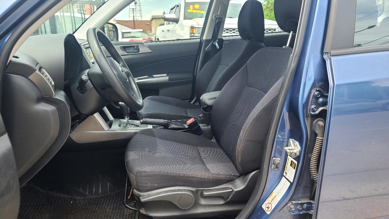 Subaru Forester 2.5X 2012