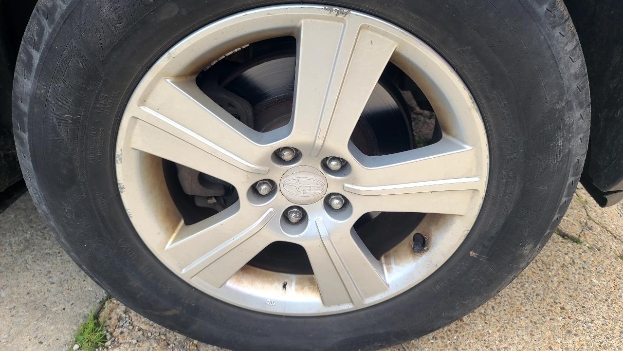 Subaru Forester 2.5X 2012