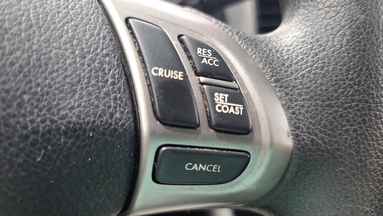 Subaru Forester 2.5X 2012