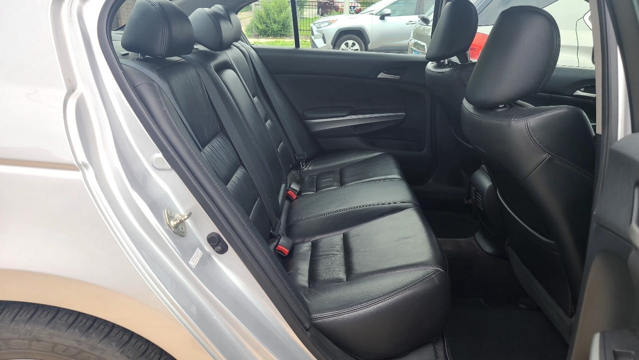 Honda Accord EX-L Sedan AT 2010