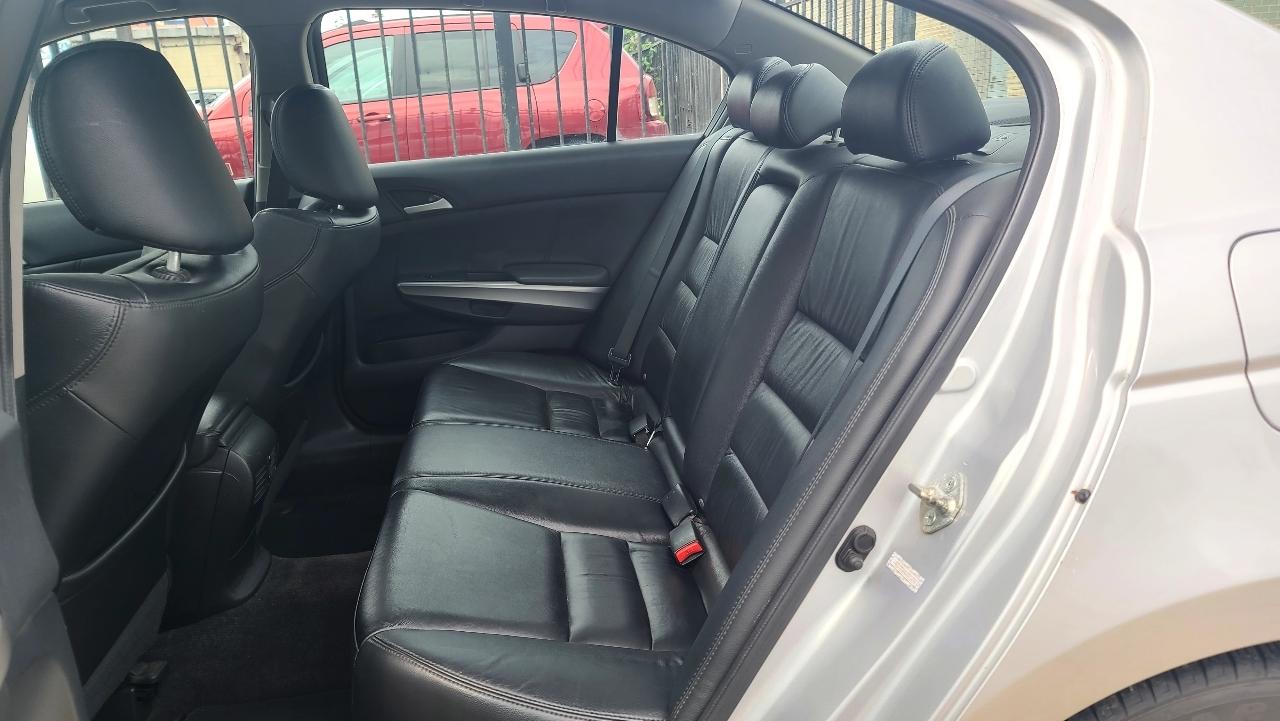 Honda Accord EX-L Sedan AT 2010