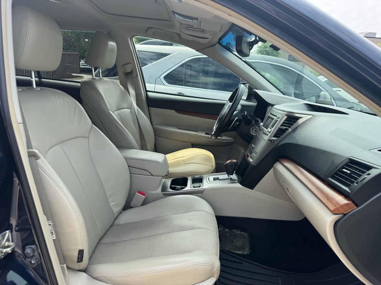 Subaru Outback 2.5i Limited 2014