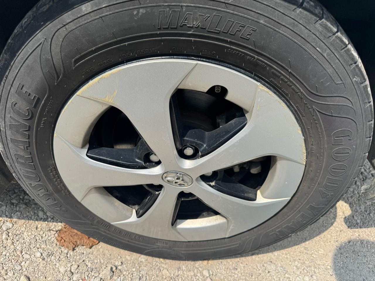 Toyota Prius Two 2017