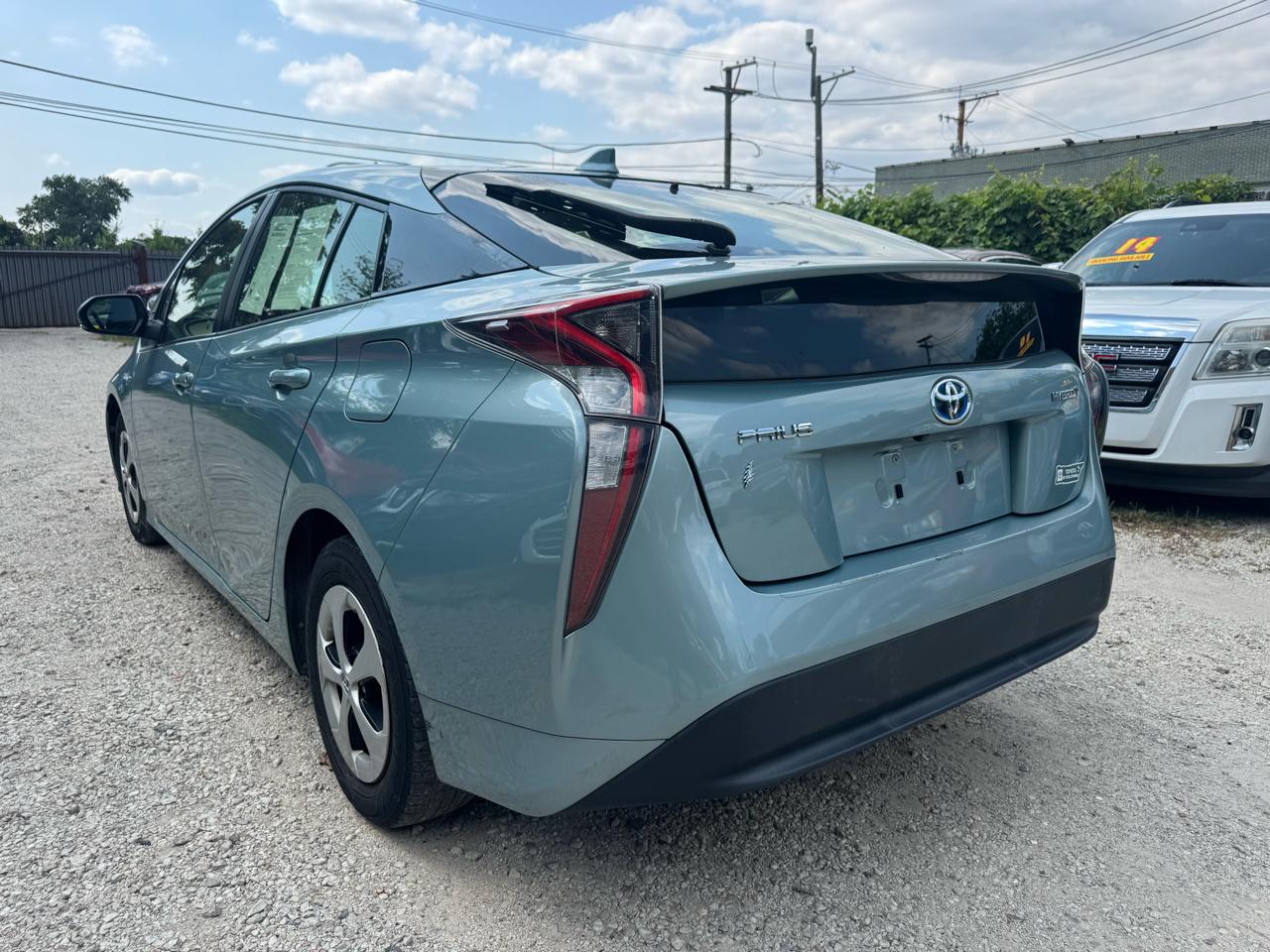 Toyota Prius Two 2017