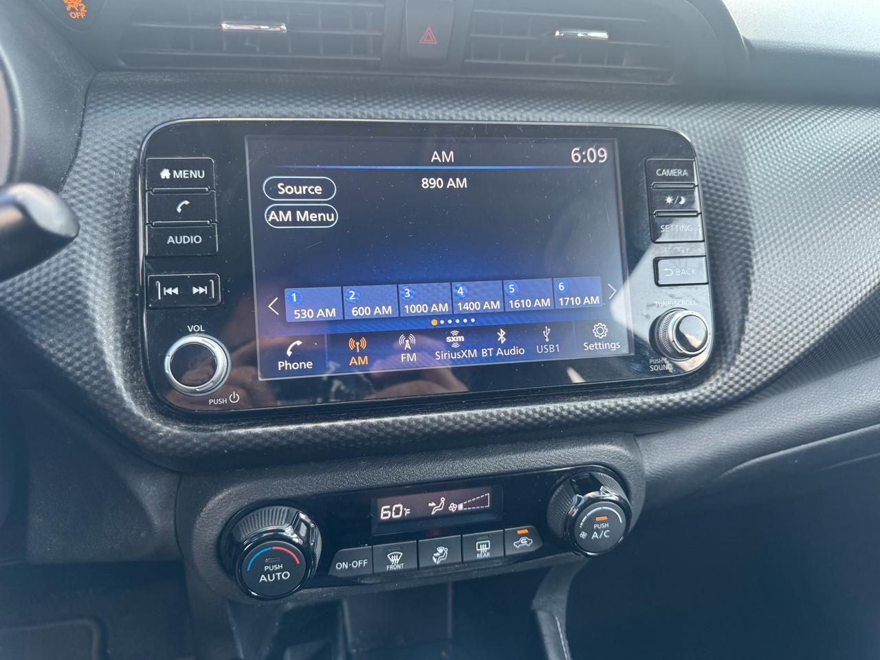 Nissan Kicks SV 2021