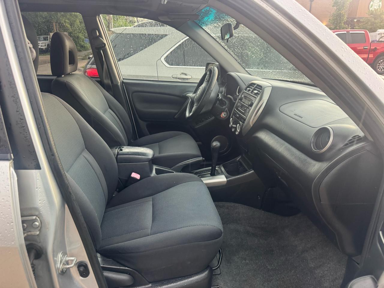 Toyota RAV4 FWD 4dr I4 Sport (Natl) 2004