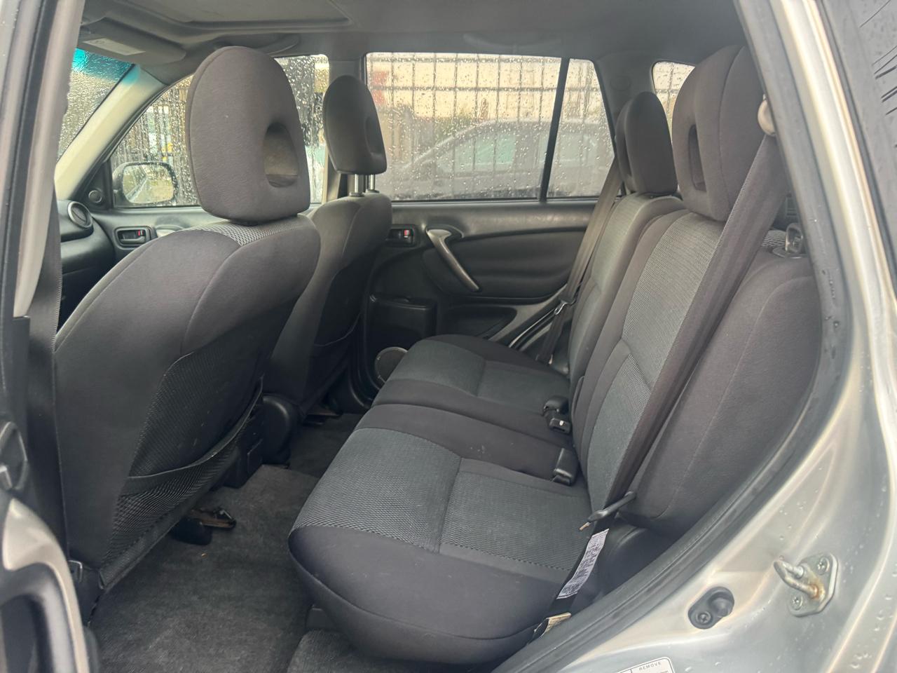 Toyota RAV4 FWD 4dr I4 Sport (Natl) 2004